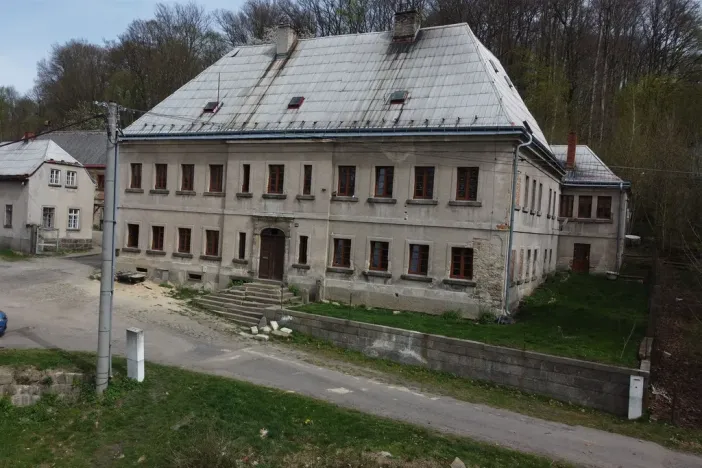 Prodej komerční nemovitosti, Mikulášovice, 1570 m2