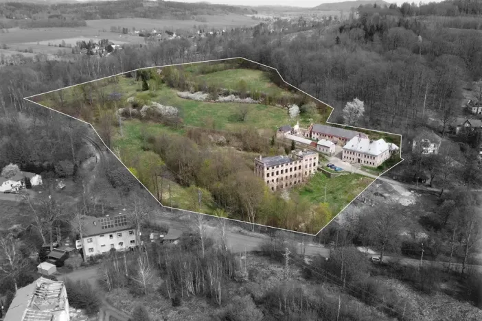 Prodej komerční nemovitosti, Mikulášovice, 1570 m2