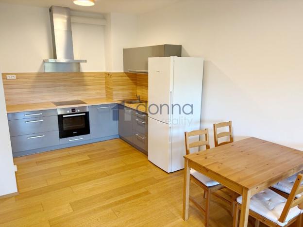 Pronájem bytu 2+kk, Praha - Hloubětín, Nademlejnská, 54 m2