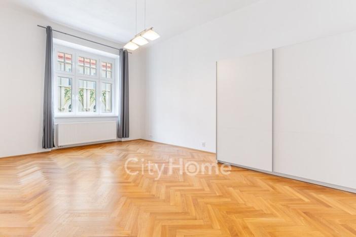 Pronájem bytu 1+1, Praha - Smíchov, Grafická, 43 m2