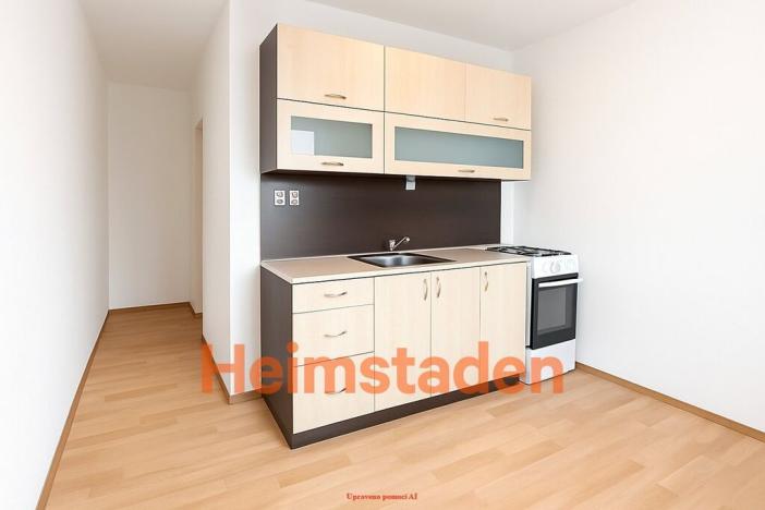 Pronájem bytu 2+1, Karviná - Nové Město, tř. Osvobození, 55 m2