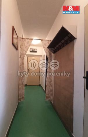 Prodej bytu 3+1, Lužice, 75 m2