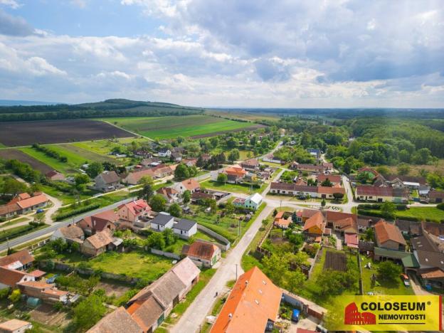 Prodej pole, Brod nad Dyjí, 2647 m2