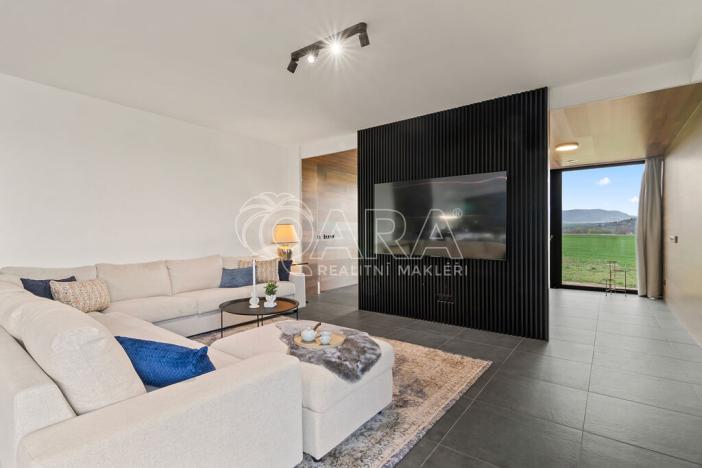 Prodej rodinného domu, Travčice - Nučničky, 149 m2