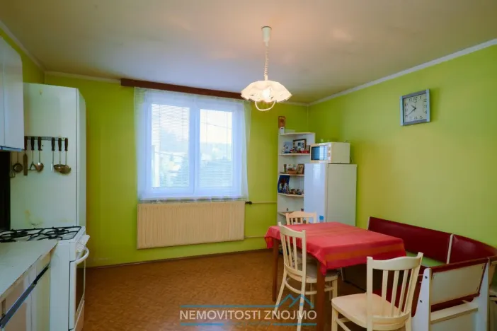 Prodej rodinného domu, Štěkeň, Lesní, 165 m2