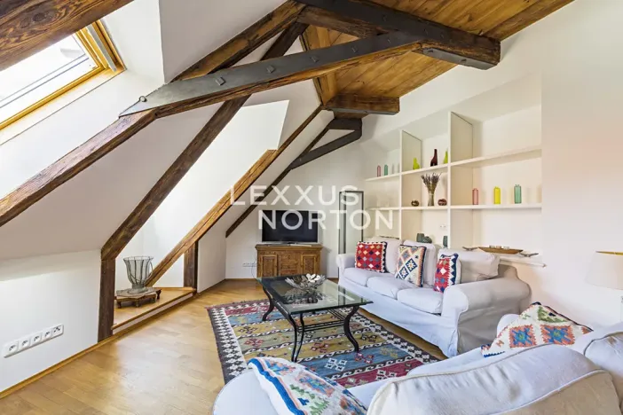 Pronájem bytu 4+1, Praha - Malá Strana, Vlašská, 221 m2