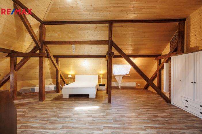 Prodej vícegeneračního domu, Valeč, Široká, 688 m2