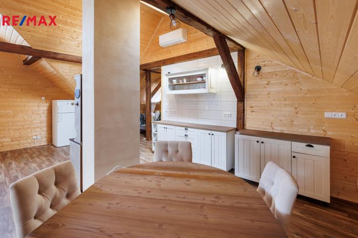 Prodej vícegeneračního domu, Valeč, Široká, 688 m2