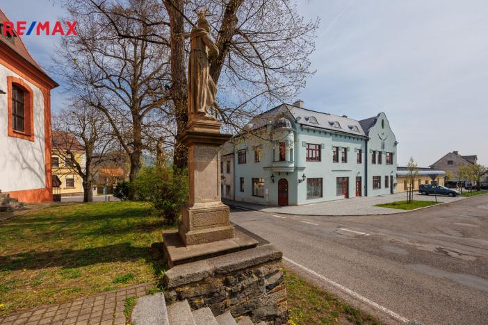 Prodej vícegeneračního domu, Valeč, Široká, 688 m2