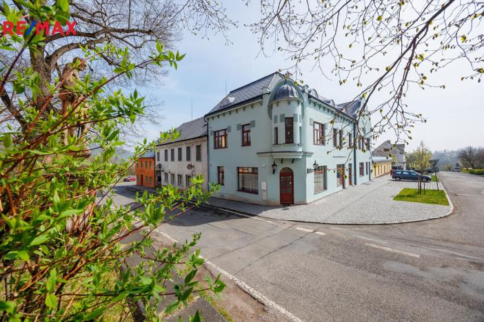 Prodej vícegeneračního domu, Valeč, Široká, 688 m2