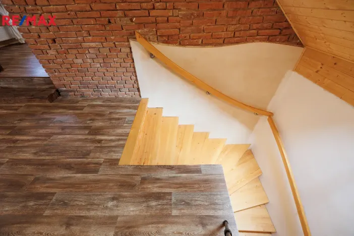 Prodej vícegeneračního domu, Valeč, Široká, 688 m2