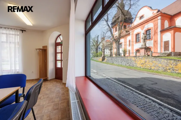Prodej vícegeneračního domu, Valeč, Široká, 688 m2