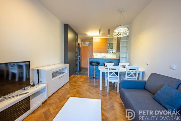 Pronájem bytu 3+kk, Praha - Holešovice, Jankovcova, 84 m2
