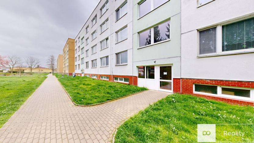Prodej bytu 2+1, Pardubice, Na Rybníčkách, 42 m2