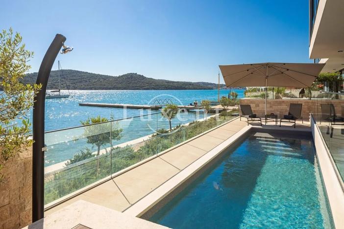 Prodej vily, Šibenik, Chorvatsko, 200 m2