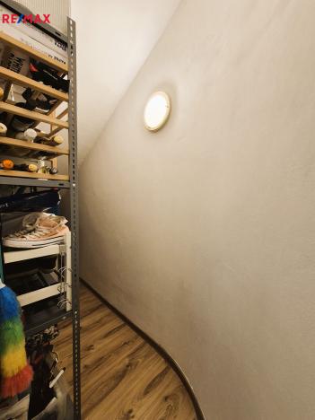 Prodej bytu 2+kk, Praha - Lochkov, Cementářská, 46 m2