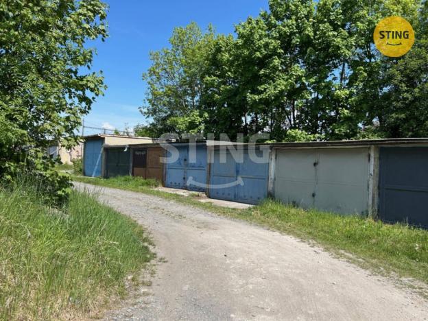 Prodej garáže, Olomouc - Pavlovičky, 18 m2