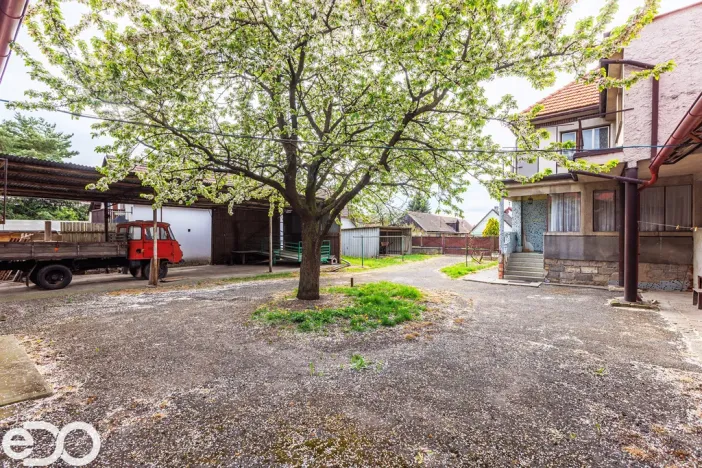 Prodej rodinného domu, Netřebice, 242 m2