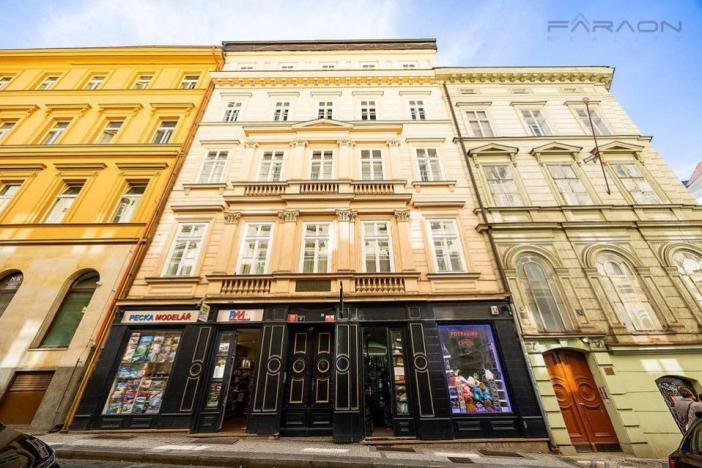 Pronájem bytu 2+1, Praha - Staré Město, Karoliny Světlé, 62 m2