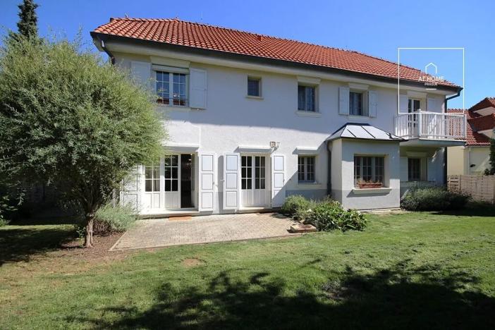Pronájem rodinného domu, Praha - Nebušice, 235 m2