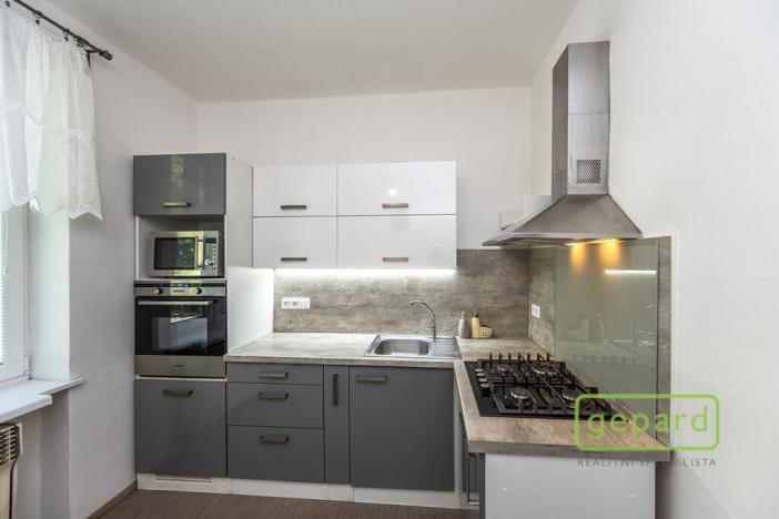 Pronájem bytu 1+1, Praha - Strašnice, Průběžná, 35 m2
