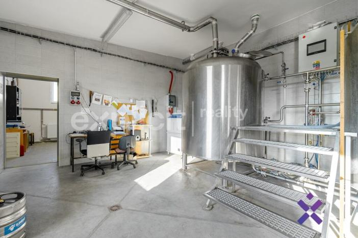 Prodej výrobních prostor, Šardice, 540 m2