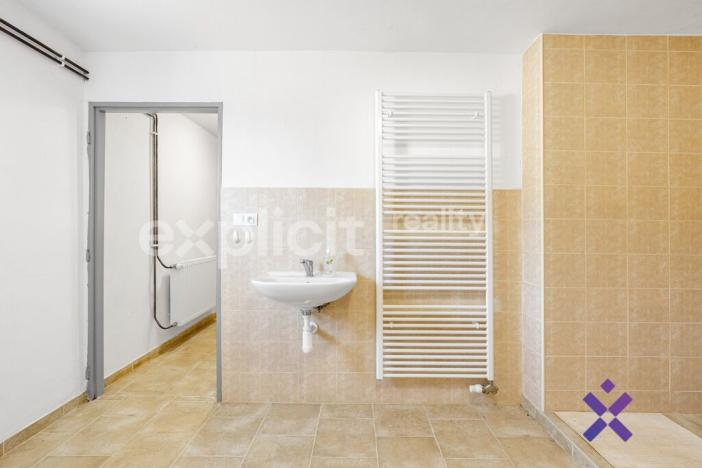 Prodej výrobních prostor, Šardice, 540 m2