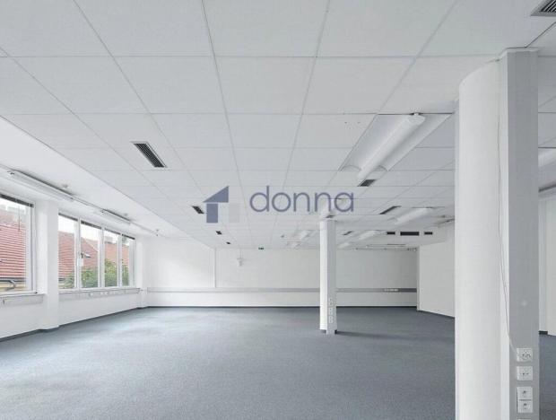 Pronájem kanceláře, Praha - Nové Město, Krakovská, 300 m2