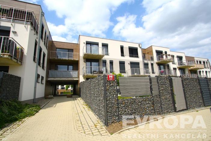 Pronájem bytu 4+kk, Praha - Lipence, Černošická, 119 m2