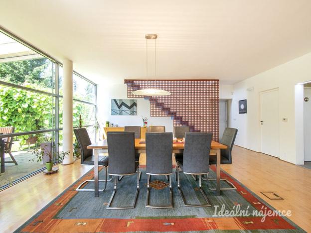 Pronájem rodinného domu, Šestajovice, K Úvozu, 280 m2