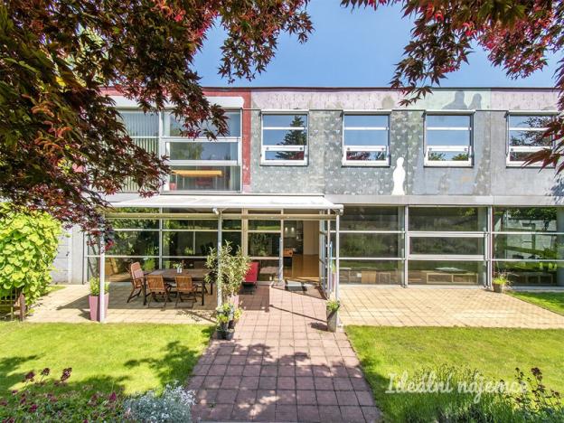 Pronájem rodinného domu, Šestajovice, K Úvozu, 280 m2