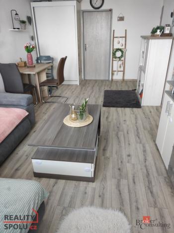 Pronájem bytu 2+1, Třeboň - Třeboň II, Táboritská, 55 m2