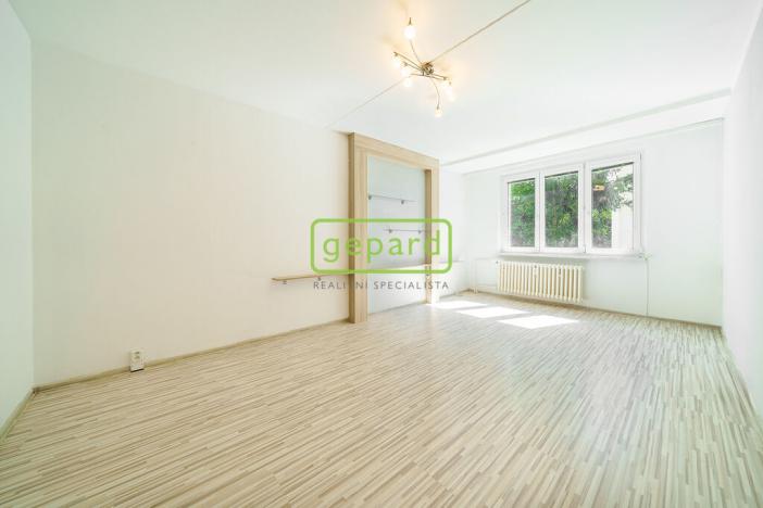 Prodej bytu 2+1, Karlovy Vary, Jahodová, 62 m2
