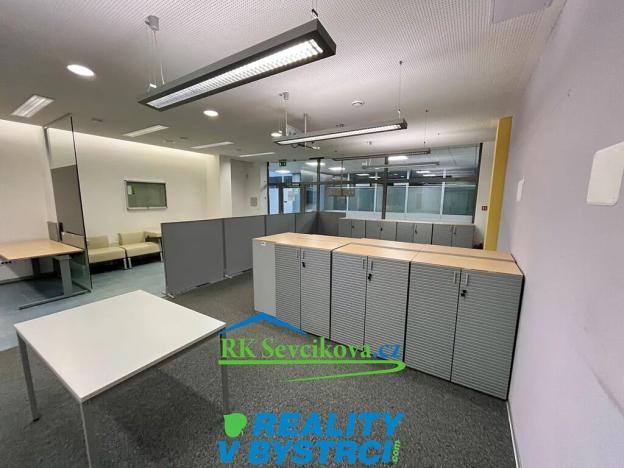 Pronájem obchodního prostoru, Brno, Kubíčkova, 112 m2