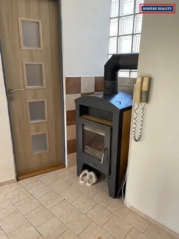 Pronájem bytu 3+1, Letonice, 70 m2