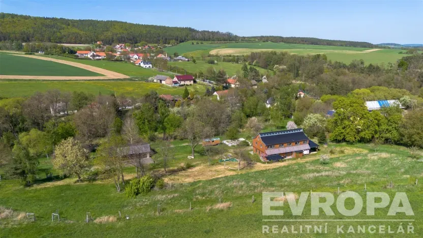 Prodej komerční nemovitosti, Bojanovice - Senešnice, Senešnice, 260 m2