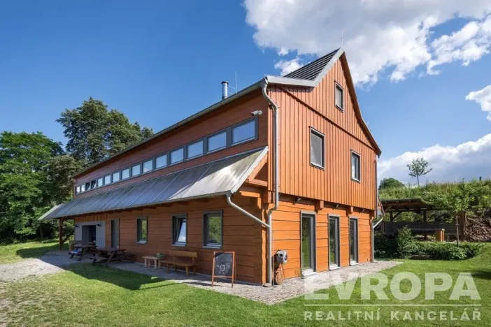 Prodej komerční nemovitosti, Bojanovice - Senešnice, Senešnice, 260 m2