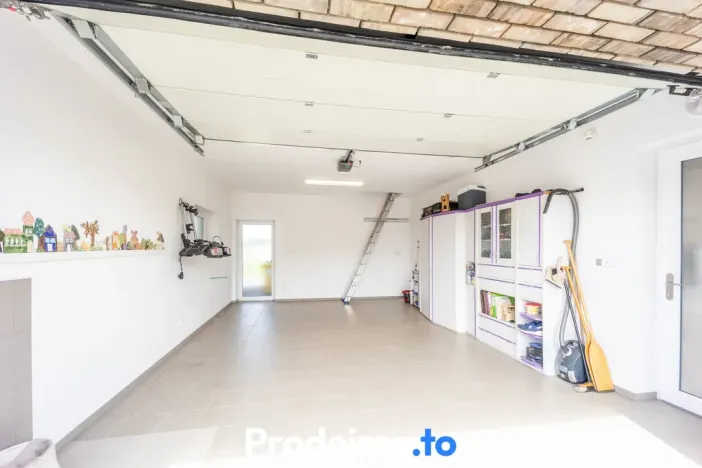 Prodej rodinného domu, Mašovice, 179 m2