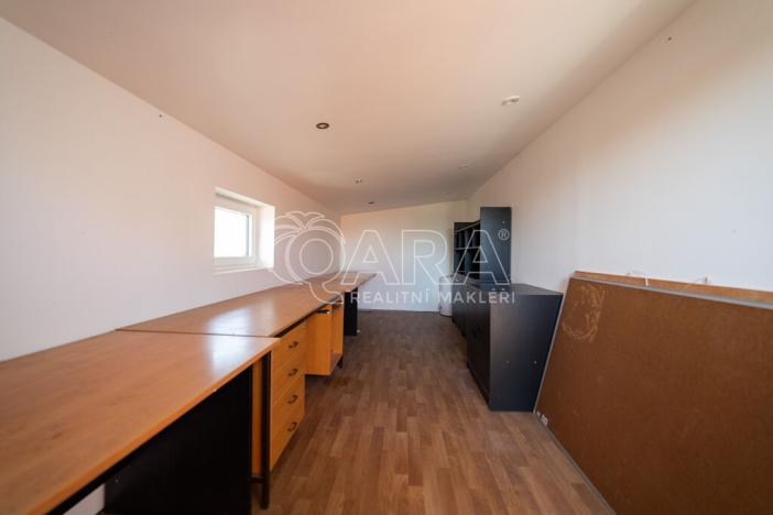 Prodej rodinného domu, Tachlovice, Olivová, 290 m2