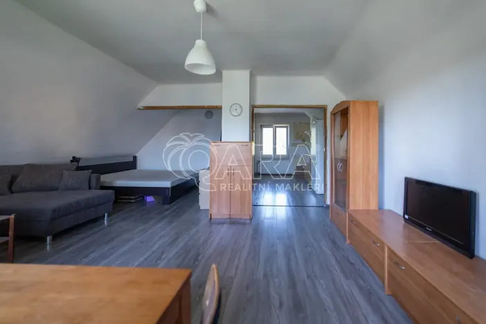 Prodej rodinného domu, Tachlovice, Olivová, 290 m2