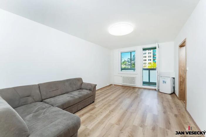 Prodej bytu 3+1, Praha - Chodov, Valentova, 65 m2