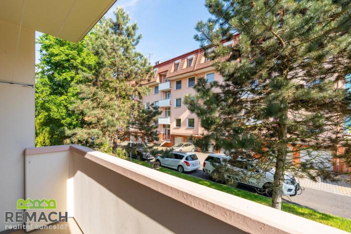 Pronájem bytu 1+1, Uherské Hradiště, Louky, 35 m2