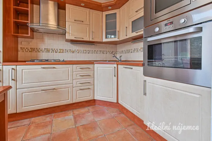 Pronájem bytu 1+1, Brno - Bystrc, Heyrovského, 34 m2