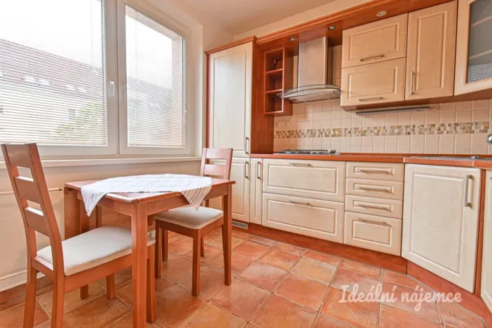 Pronájem bytu 1+1, Brno - Bystrc, Heyrovského, 34 m2