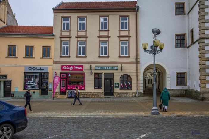 Prodej komerční nemovitosti, Vyškov - Vyškov-Město, Masarykovo náměstí, 1603 m2