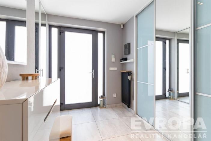 Prodej rodinného domu, Tuchoměřice, Pod Hájem, 205 m2