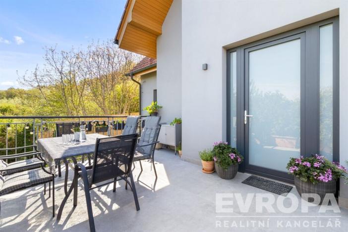 Prodej rodinného domu, Tuchoměřice, Pod Hájem, 205 m2