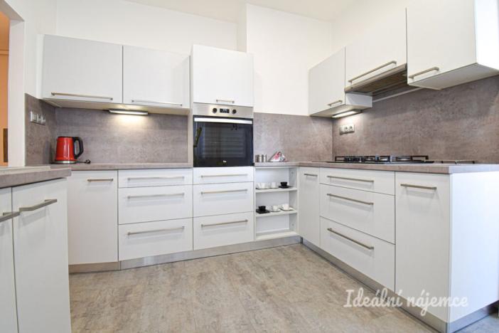 Pronájem bytu 3+1, Brno, Merhautova, 83 m2