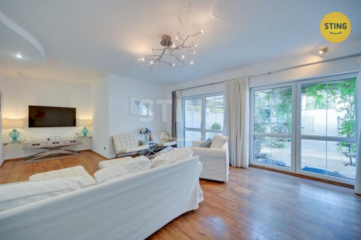 Prodej rodinného domu, Mikulov, Bezručova, 204 m2