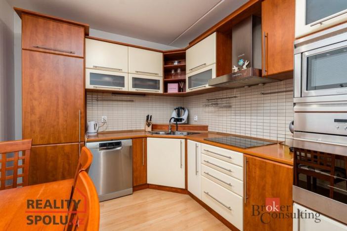 Pronájem bytu 4+1, Rokycany - Nové Město, Pod Kostelem, 90 m2
